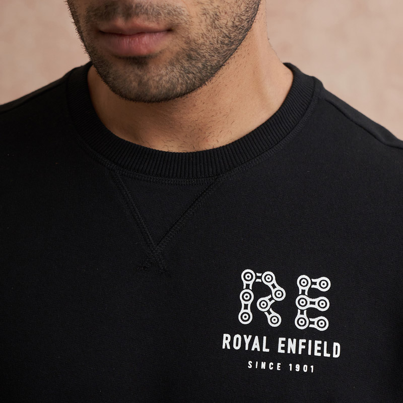 RE 체인 블랙 긴발 티셔츠-1